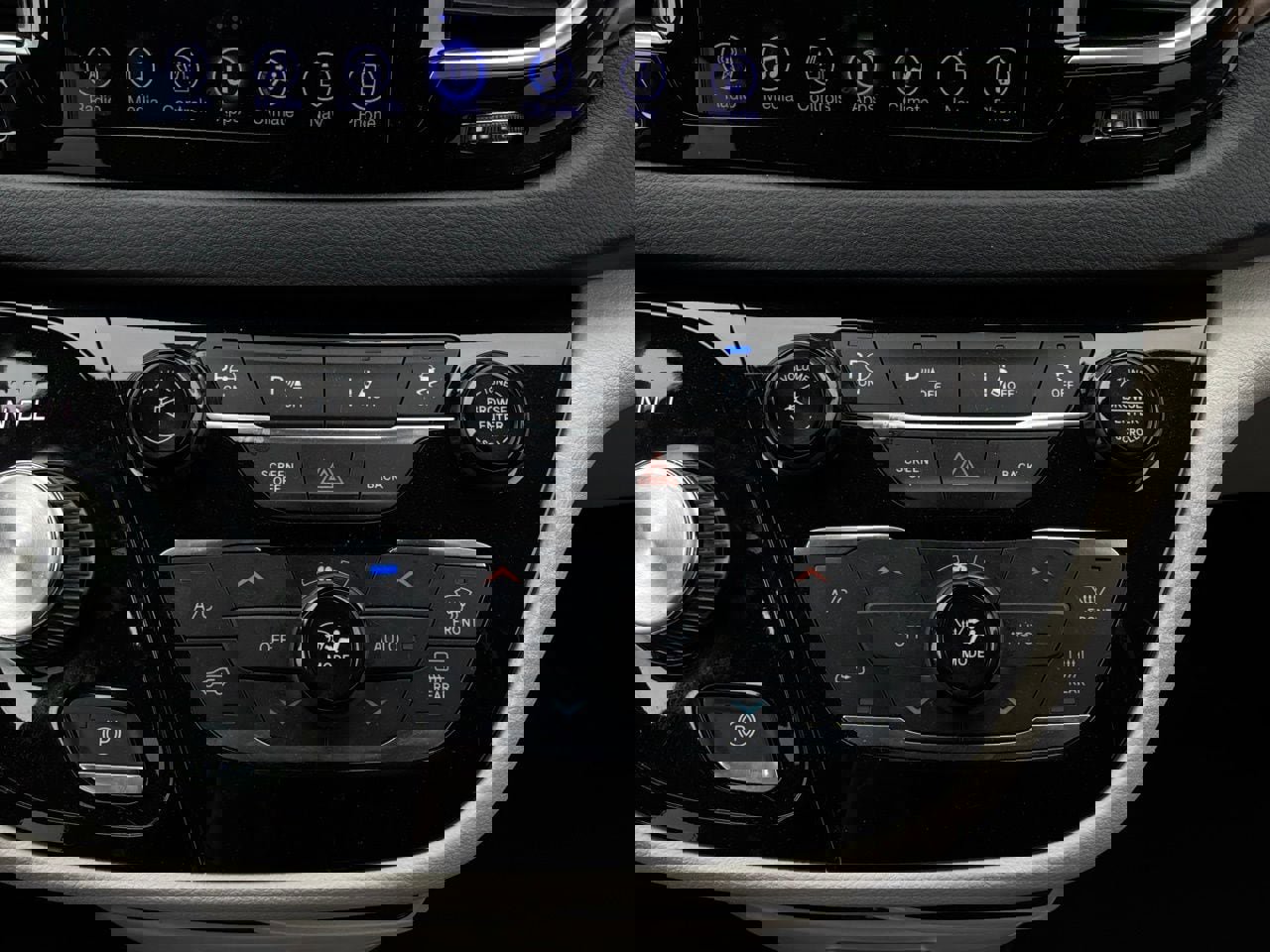 Used 2017 Chrysler Pacifica Touring-L Plus w/ Advanced Safetytec Group image 31