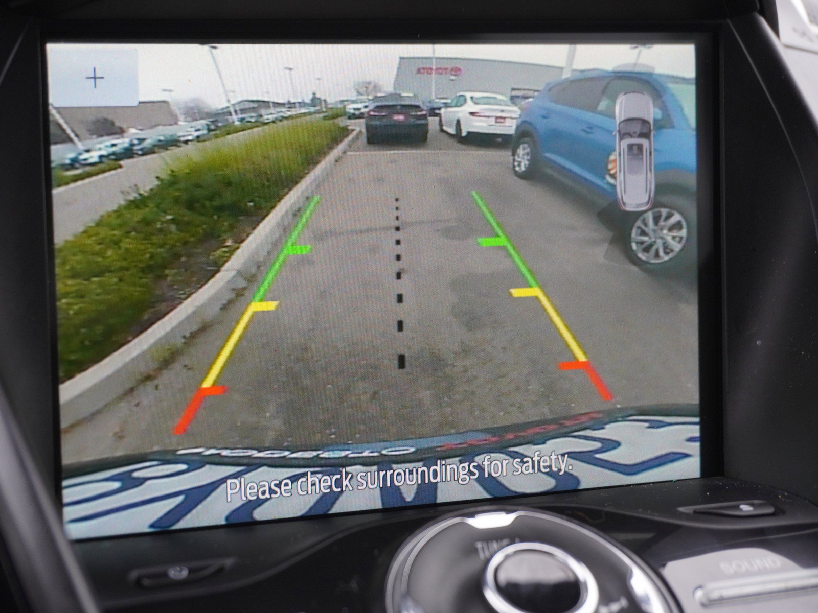 Used 2018 Ford Escape Titanium w/ Ford Safe & Smart Package image 26