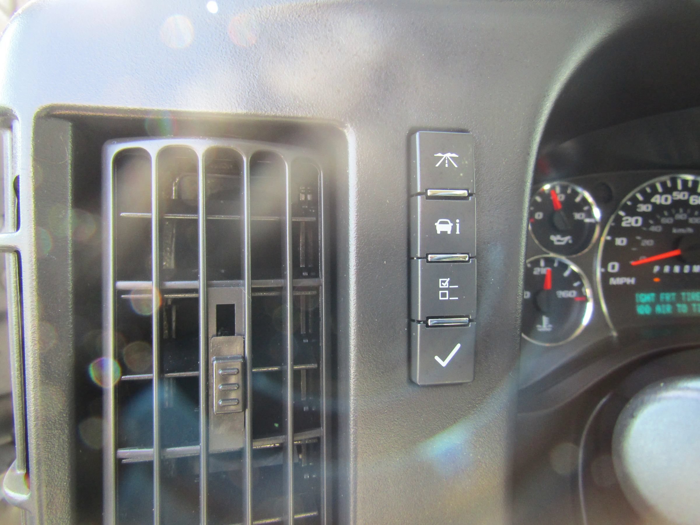Used 2012 Chevrolet Express 3500 LT w/ LT Preferred Equipment Group RWD image 25