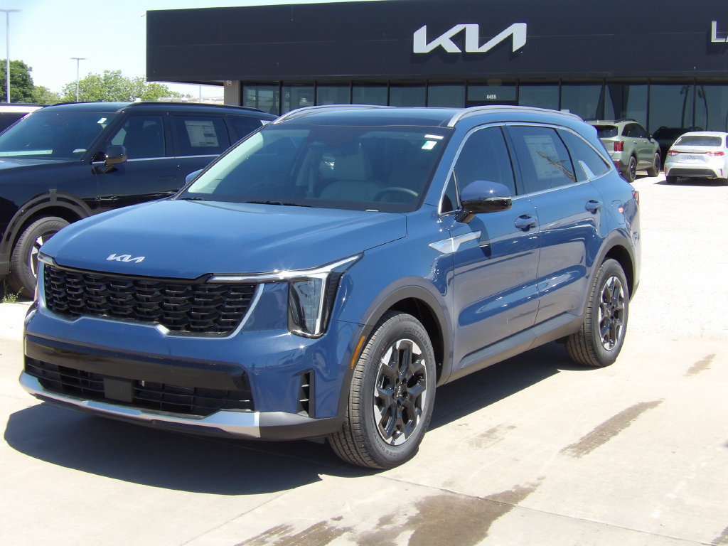 New 2026 Kia Sorento S w/ S Panoramic Sunroof Package FWD image 2