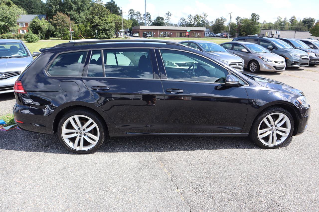 Used 2018 Volkswagen Golf S AWD/4WD image 7