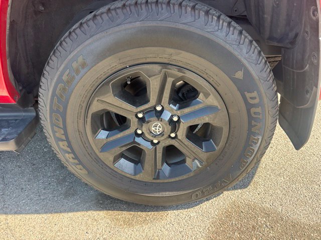 Used 2024 Toyota 4Runner SR5 Premium w/ Moonroof Package AWD/4WD image 12