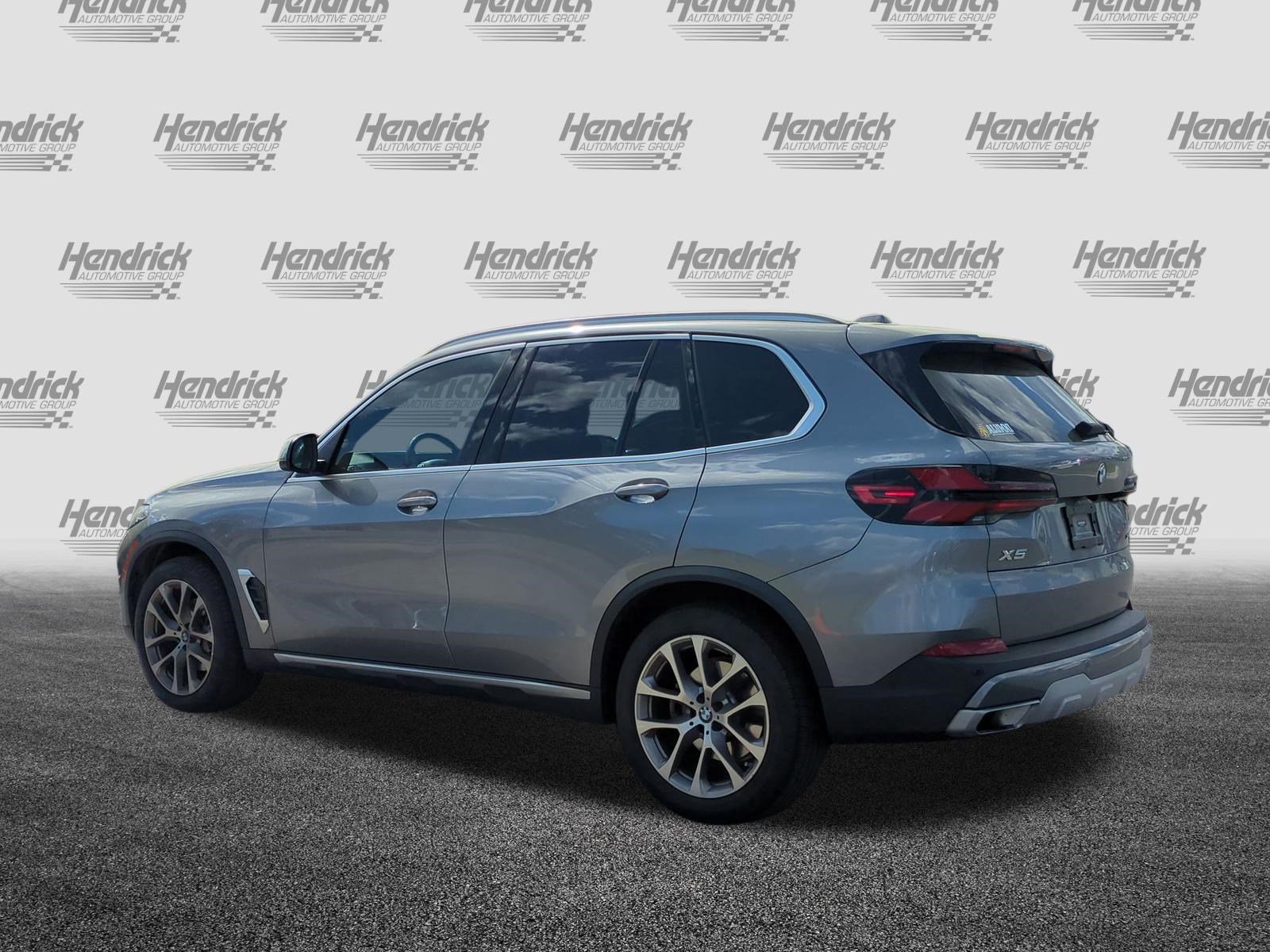 Certified 2024 BMW X5 xDrive40i image 8