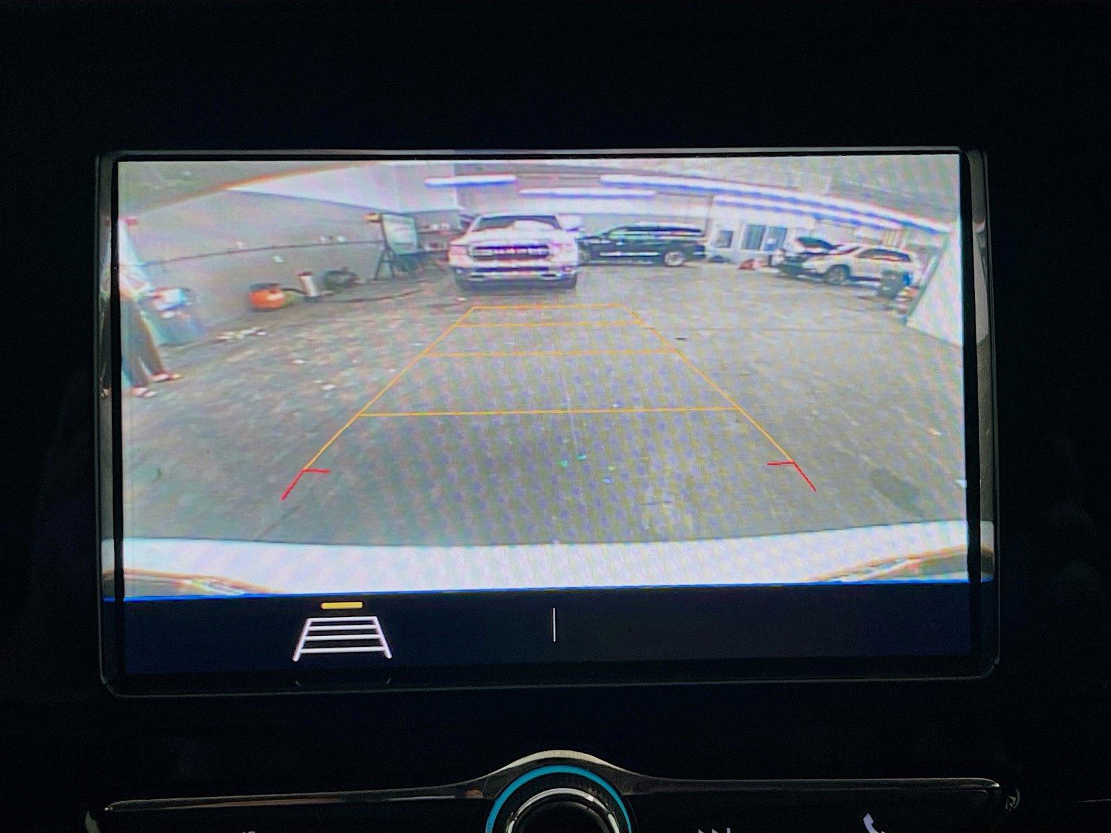Used 2022 Buick Encore Preferred w/ Safety Package FWD image 8