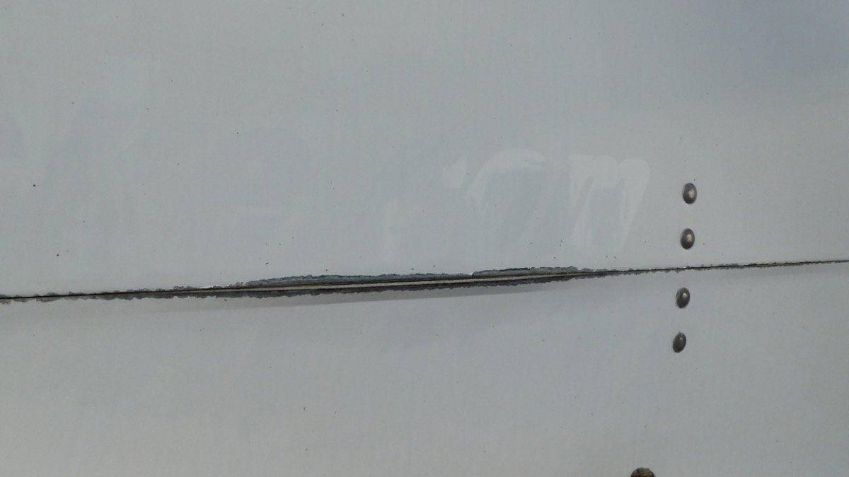 Used 2020 Isuzu NPR image 36