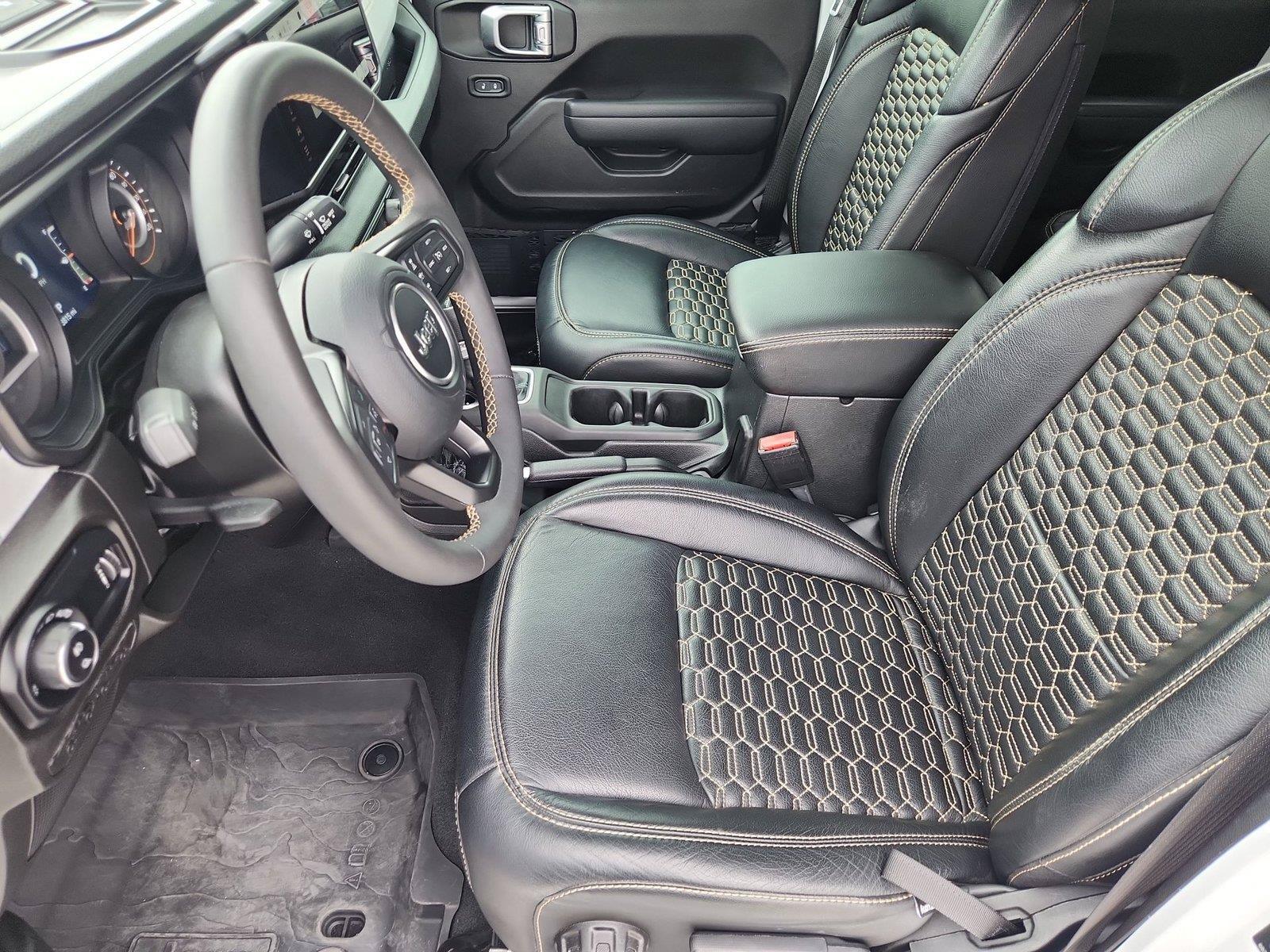 Used 2024 Jeep Gladiator Sport AWD/4WD image 18