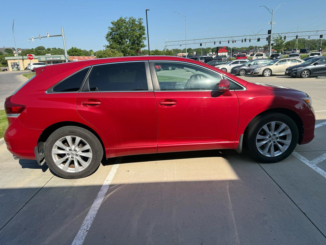 Used 2015 Toyota Venza LE AWD/4WD image 5