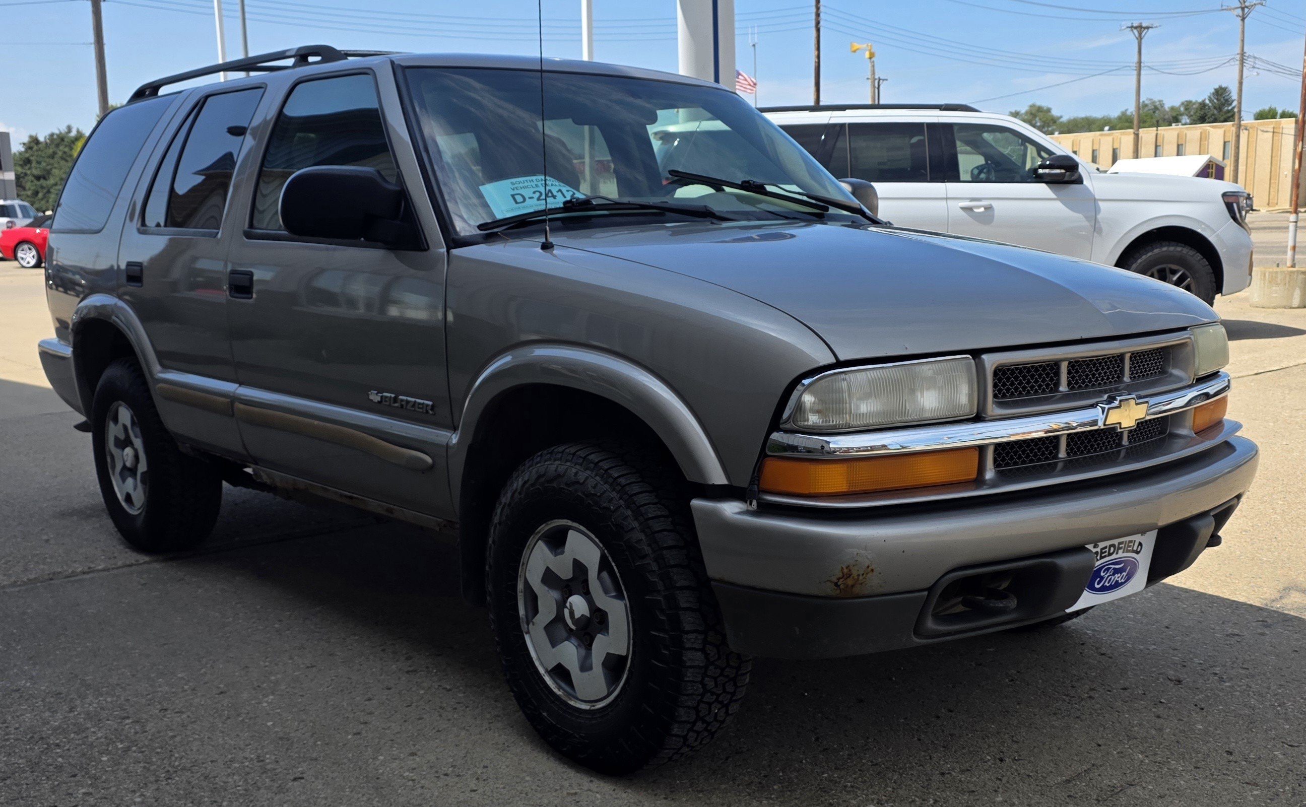 Used 2004 Chevrolet Blazer LS w/ Preferred Equipment Group AWD/4WD image 3