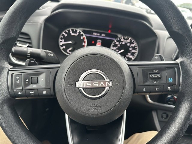 Used 2024 Nissan Rogue SV image 43