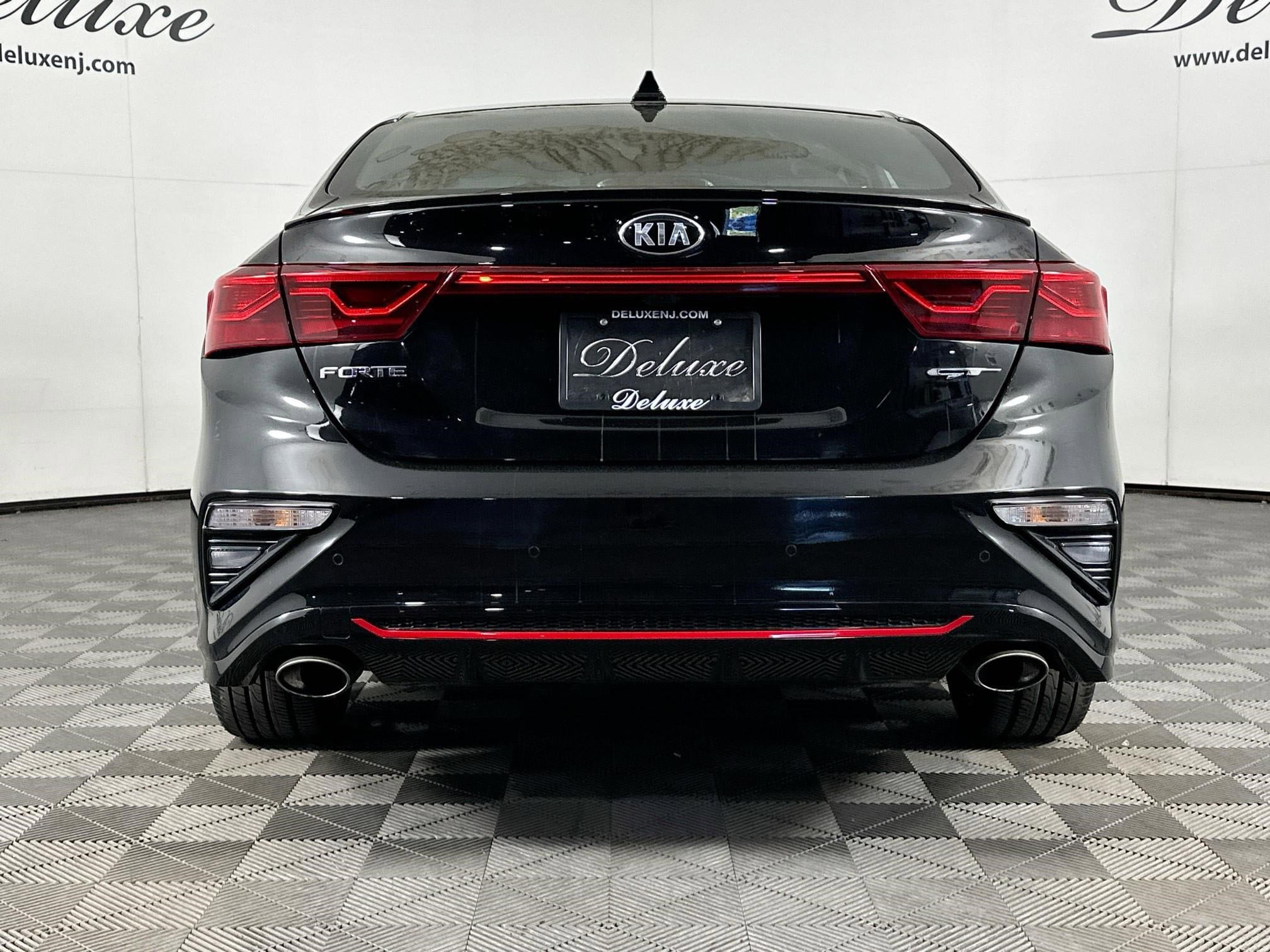 Used 2020 Kia Forte GT FWD image 5