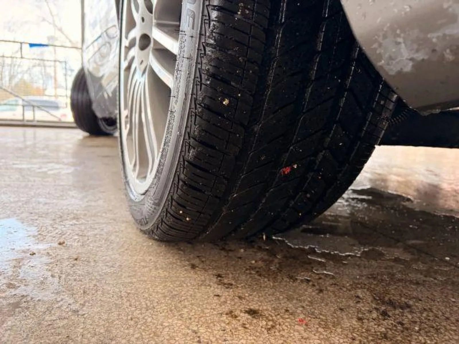 Used 2010 Mercedes-Benz CL 550 4MATIC image 37