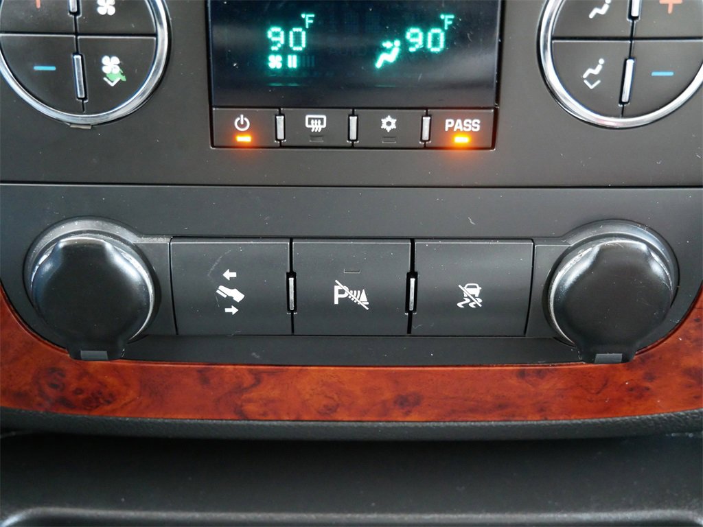 Used 2010 Chevrolet Tahoe LT w/ Luxury Package image 21