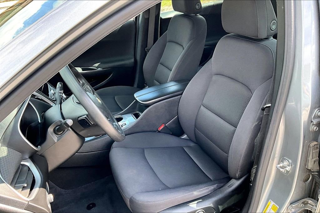 Used 2024 Chevrolet Malibu LT FWD image 22