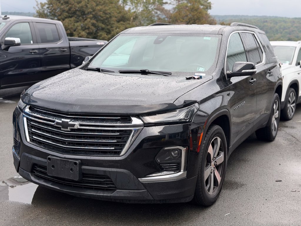 Used 2023 Chevrolet Traverse LT w/ LT Premium Package