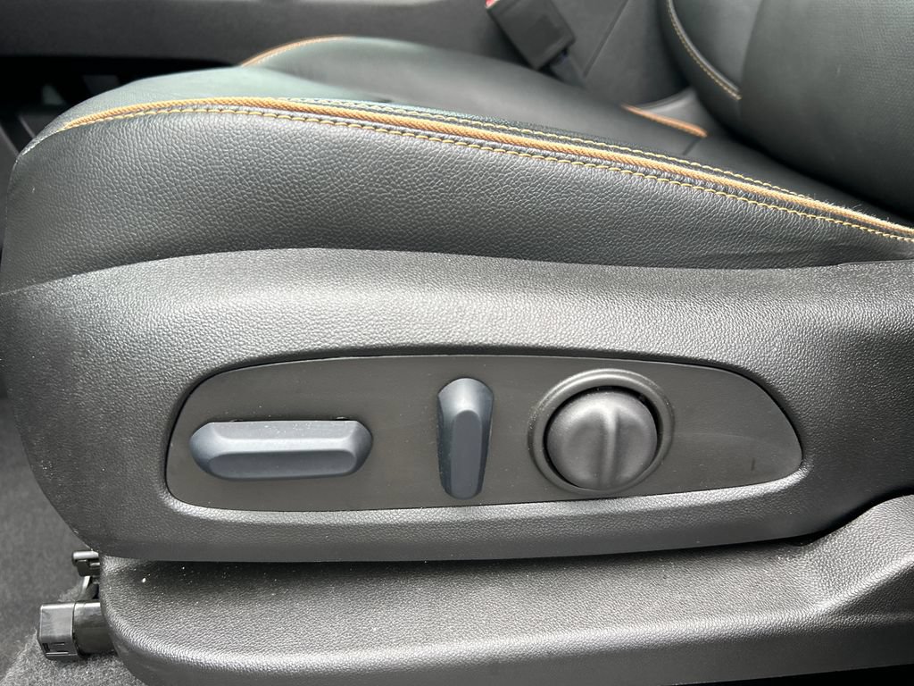 Certified 2023 GMC Terrain AT4 AWD/4WD image 19