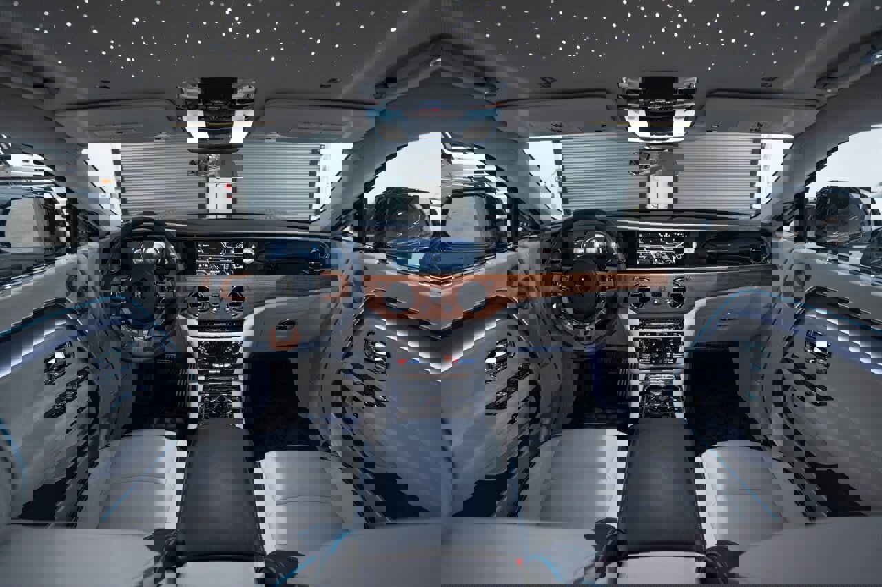 Used 2024 Rolls-Royce Spectre w/ Spectre Launch Package image 30