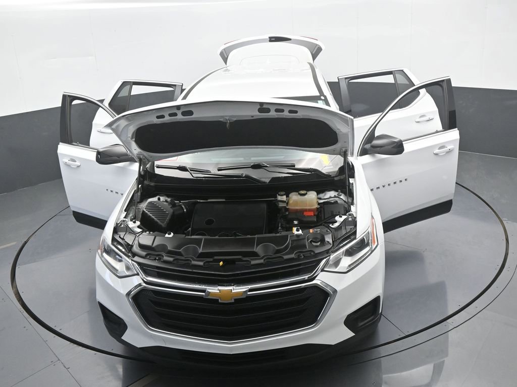 Used 2021 Chevrolet Traverse LS image 67