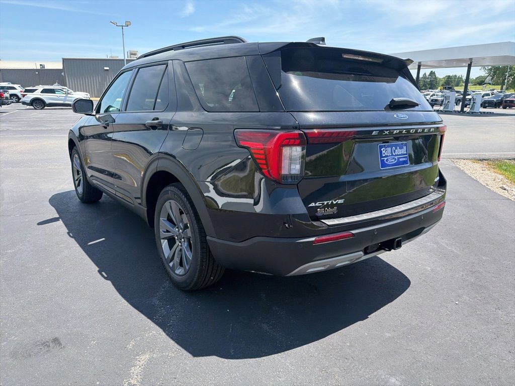 New 2026 Ford Explorer Active w/ Active Comfort Package AWD/4WD image 5