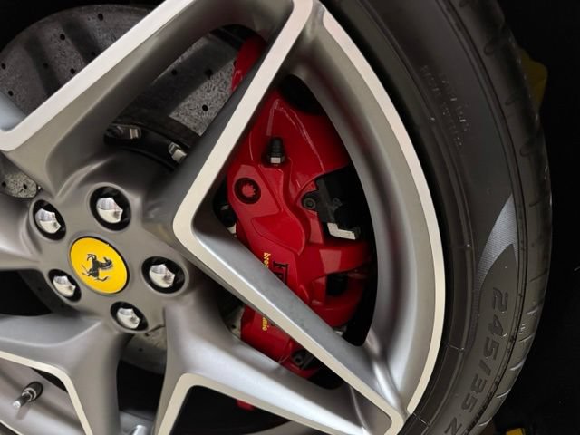 Used 2020 Ferrari F8 Tributo RWD image 40