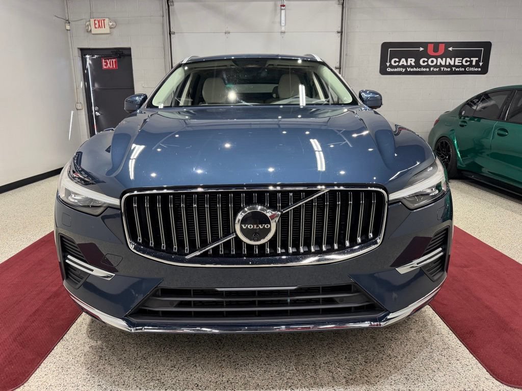 Used 2023 Volvo XC60 B5 Plus w/ Climate Package AWD/4WD image 8