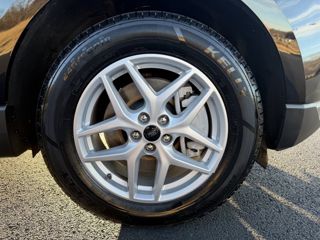 Used 2023 Ford Edge SEL image 26