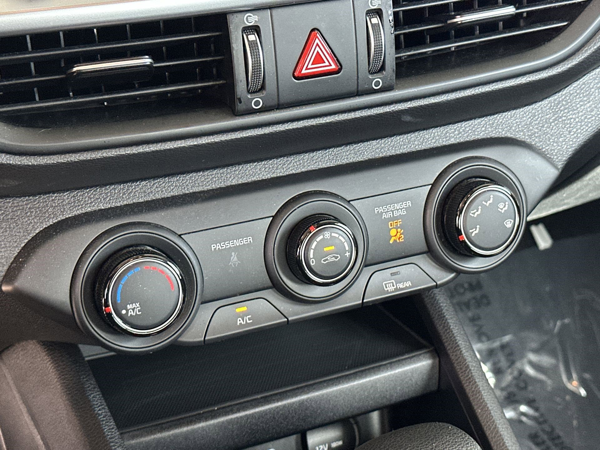 Used 2023 Kia Forte LXS w/ LXS Technology Package image 16