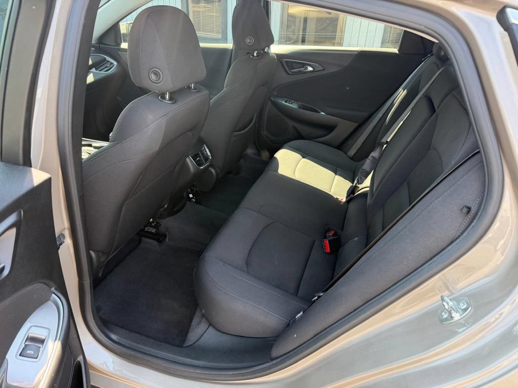 Used 2024 Chevrolet Malibu LT FWD image 20