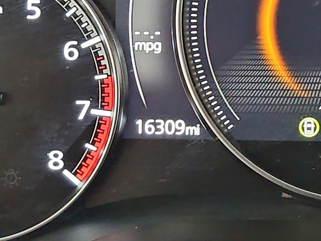 Used 2025 MAZDA CX-50 AWD 2.5 S w/ Premium Package image 18