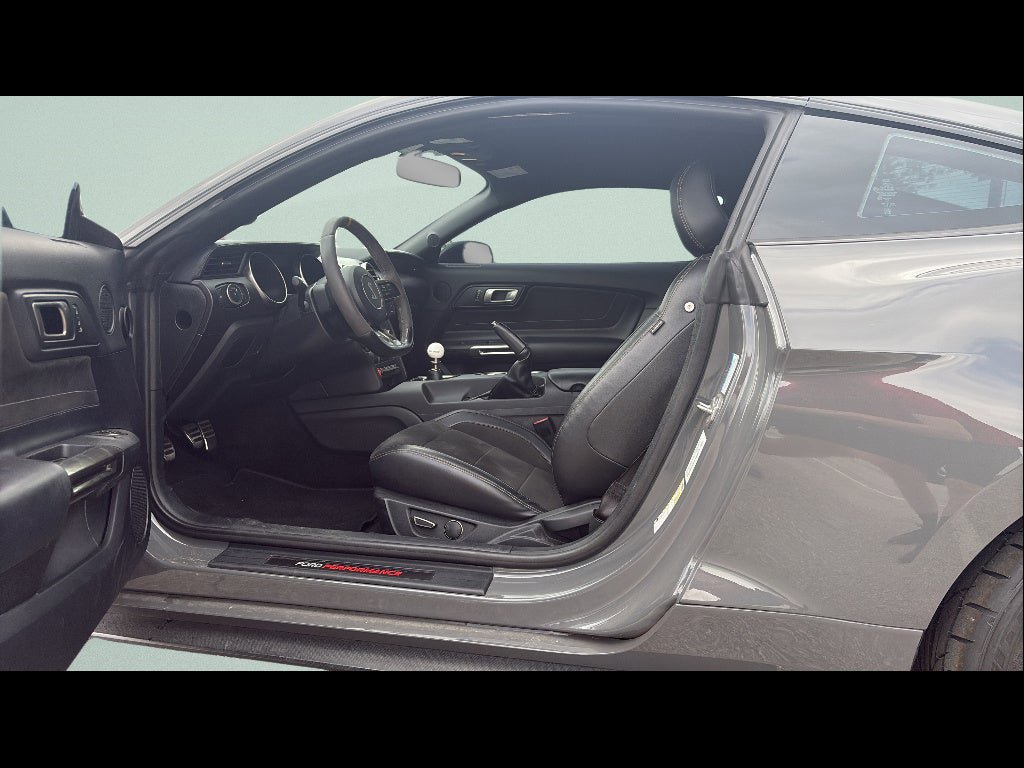 Used 2018 Ford Mustang Shelby GT350 w/ Convenience Package image 21