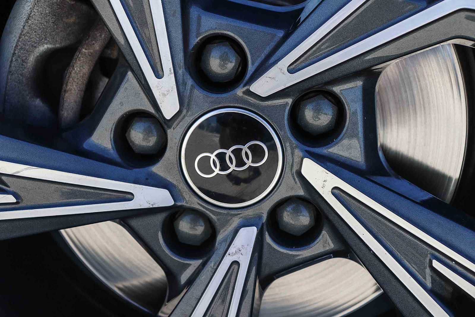 Used 2023 Audi A3 2.0T Premium w/ Convenience Package FWD image 15