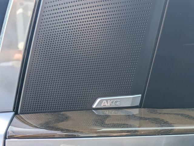 Certified 2025 Cadillac Escalade Sport Platinum w/ LPO, Floor Liner Package AWD/4WD image 39