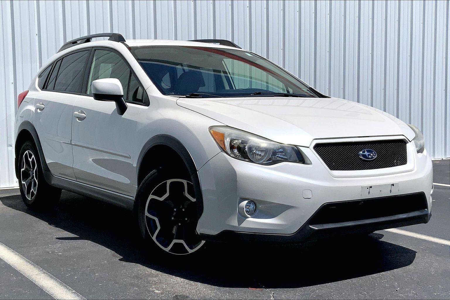 Used 2014 Subaru Crosstrek 2.0i Limited w/ Popular Package #2 AWD/4WD image 2