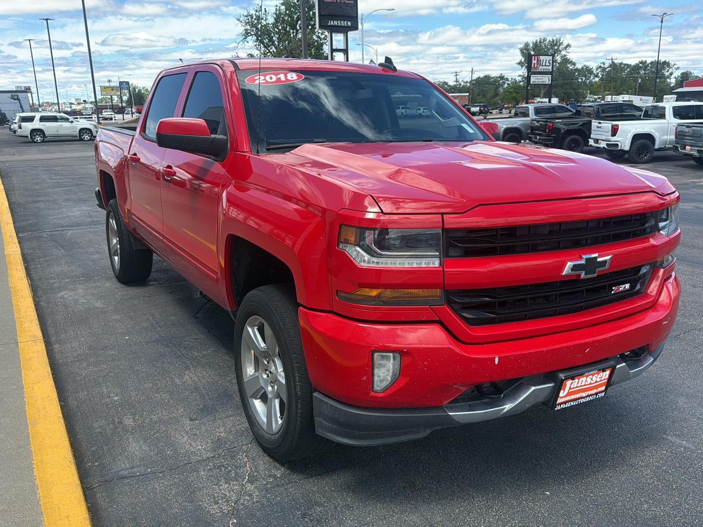 Used 2018 Chevrolet Silverado 1500 LT w/ Texas Edition AWD/4WD image 7