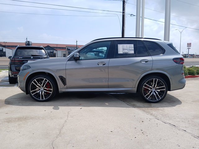 New 2026 BMW X5 xDrive40i w/ M Sport Package AWD/4WD image 6