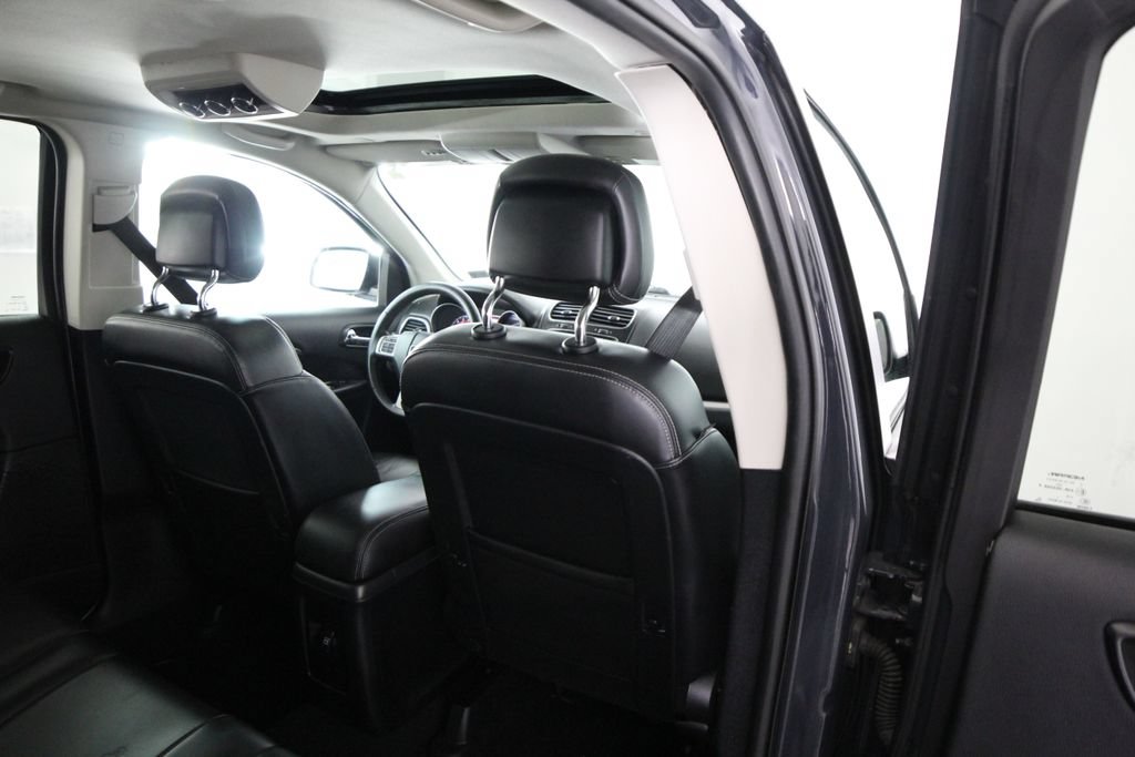 Used 2018 Dodge Journey Crossroad w/ Nav & Sun Group AWD/4WD image 41