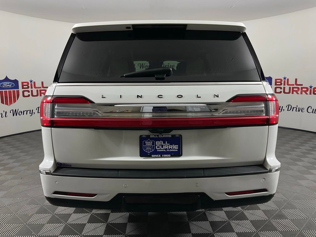Used 2021 Lincoln Navigator Black Label w/ Cargo Convenience Package image 4