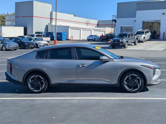 Used 2025 Kia K4 EX image 8