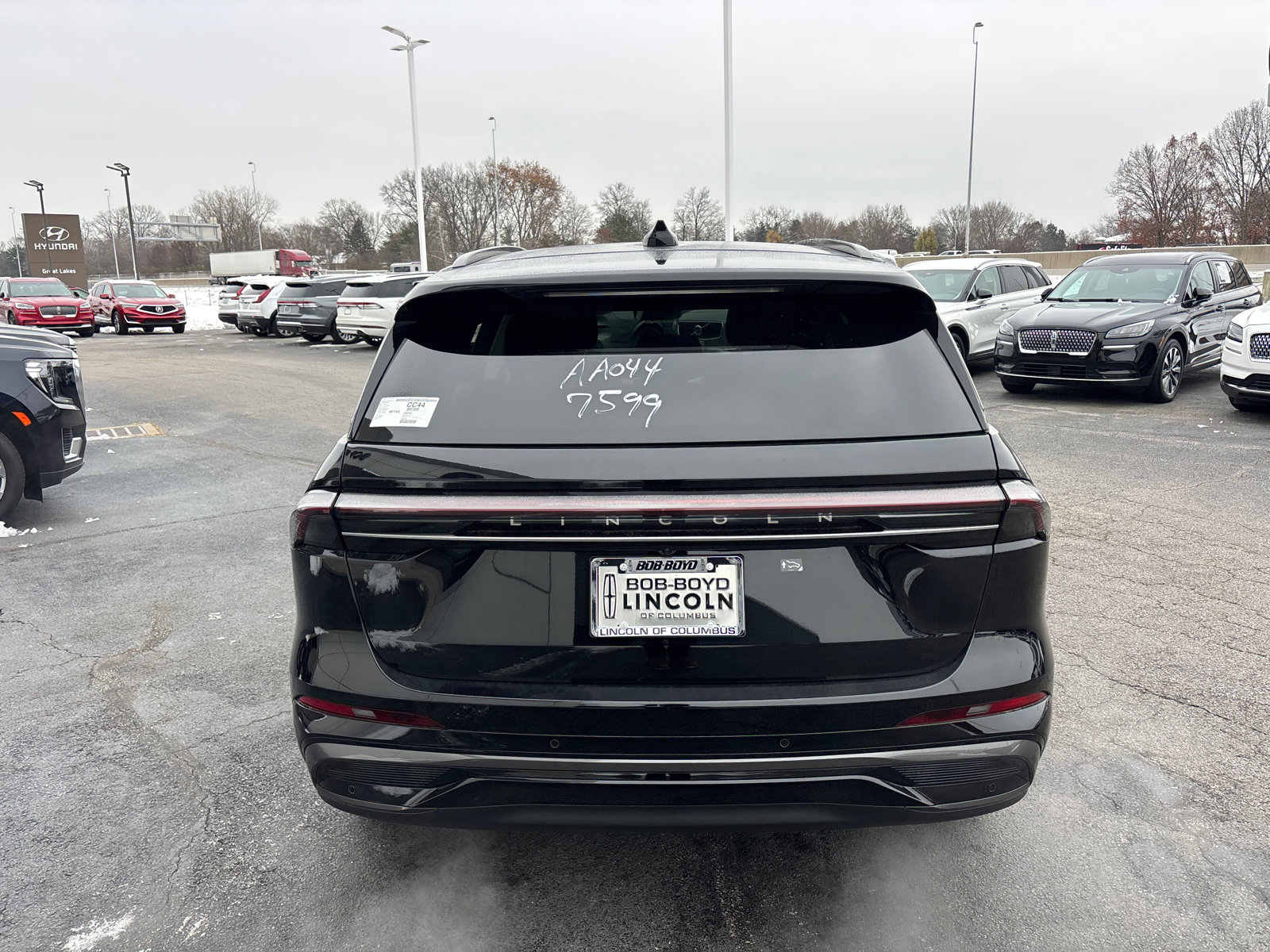 New 2026 Lincoln Nautilus Reserve w/ Jet Appearance Package image 6