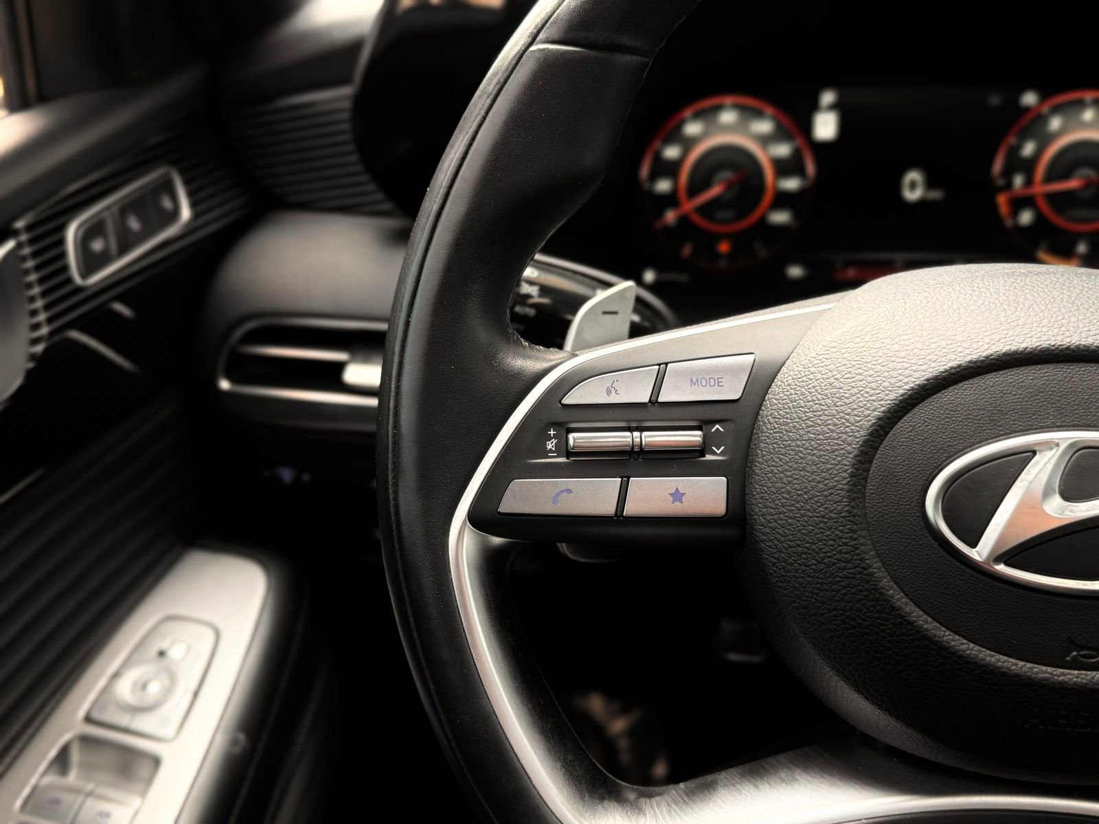 Used 2024 Hyundai Palisade Calligraphy image 47