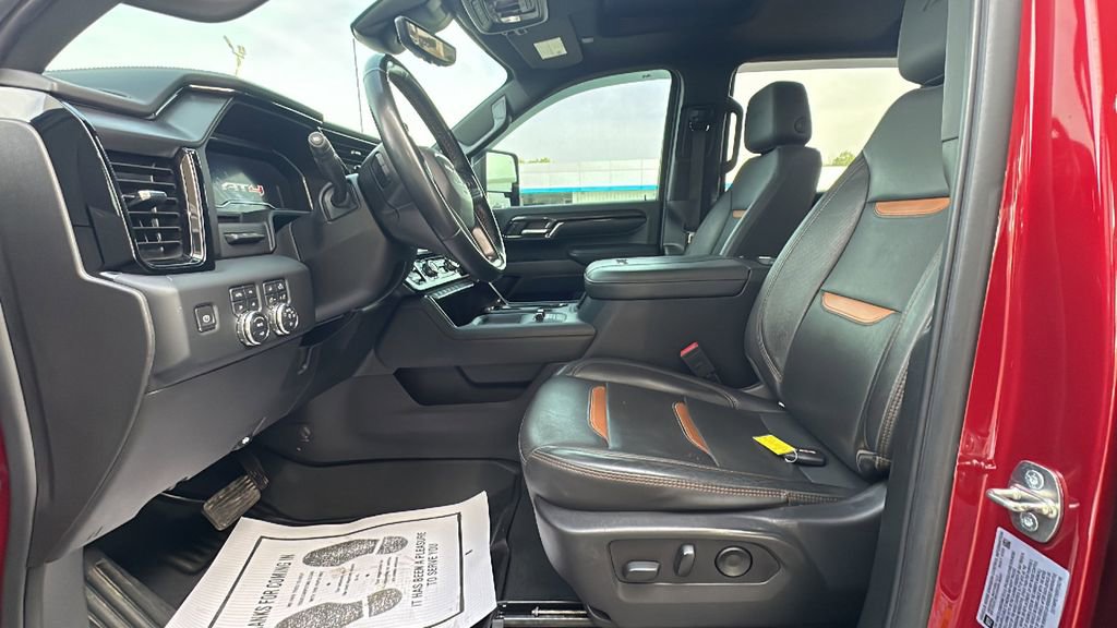Used 2024 GMC Sierra 2500 AT4 w/ AT4 Premium Plus Package image 10
