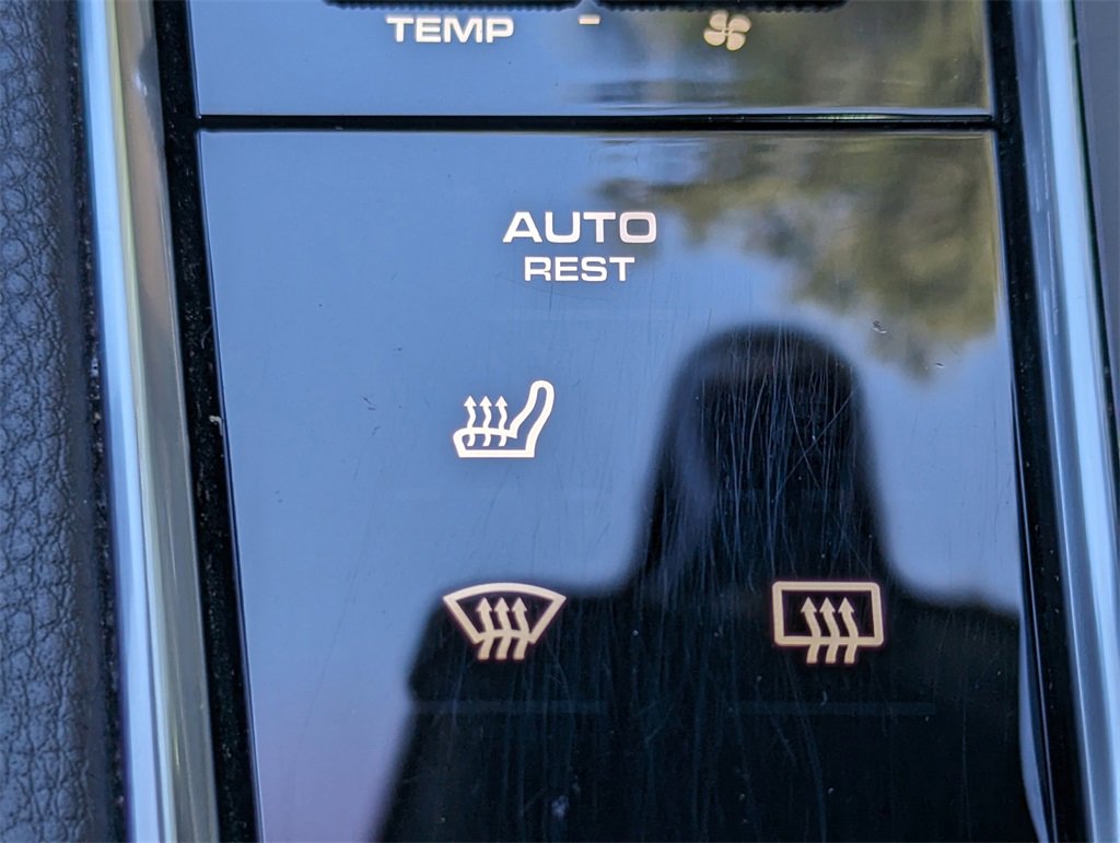 Used 2021 Porsche Panamera Base image 17