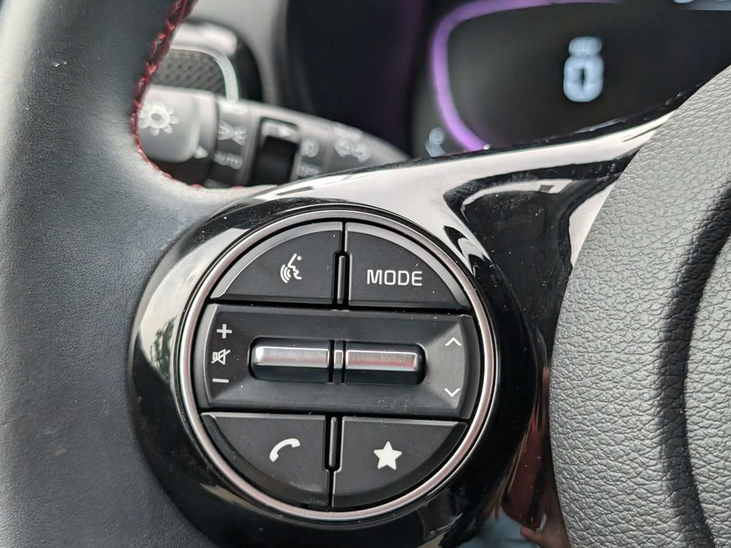 Certified 2024 Kia Soul GT-Line w/ GT-Line Technology Package FWD image 26