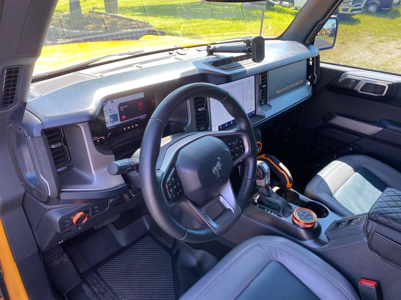 Used 2021 Ford Bronco First Edition AWD/4WD image 9