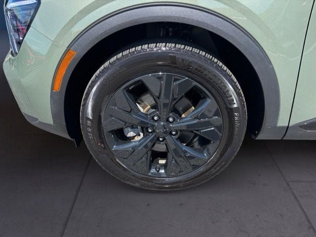 Certified 2025 Kia Sportage X-Line AWD/4WD image 9