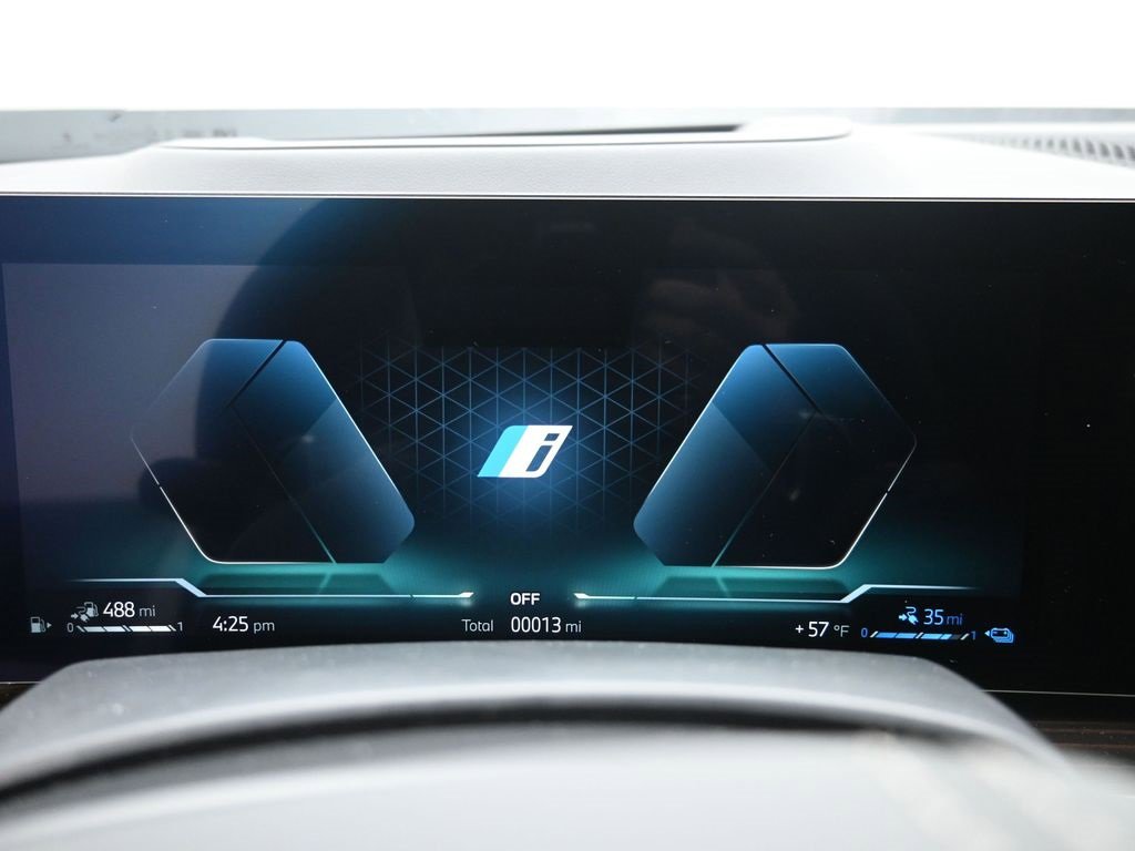 New 2026 BMW X5 xDrive50e image 15