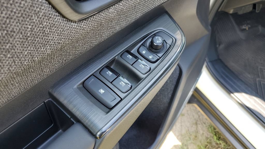 Certified 2026 Subaru Outback Premium AWD/4WD image 6