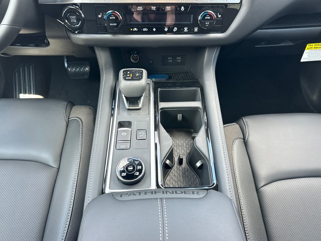 New 2026 Nissan Pathfinder SL image 26