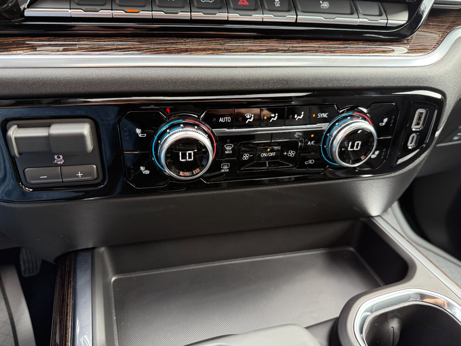 New 2026 GMC Sierra 1500 Elevation w/ Elevation Premium Package image 33