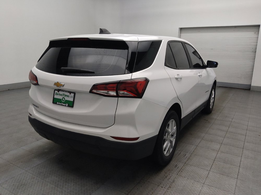 Used 2023 Chevrolet Equinox LS image 9