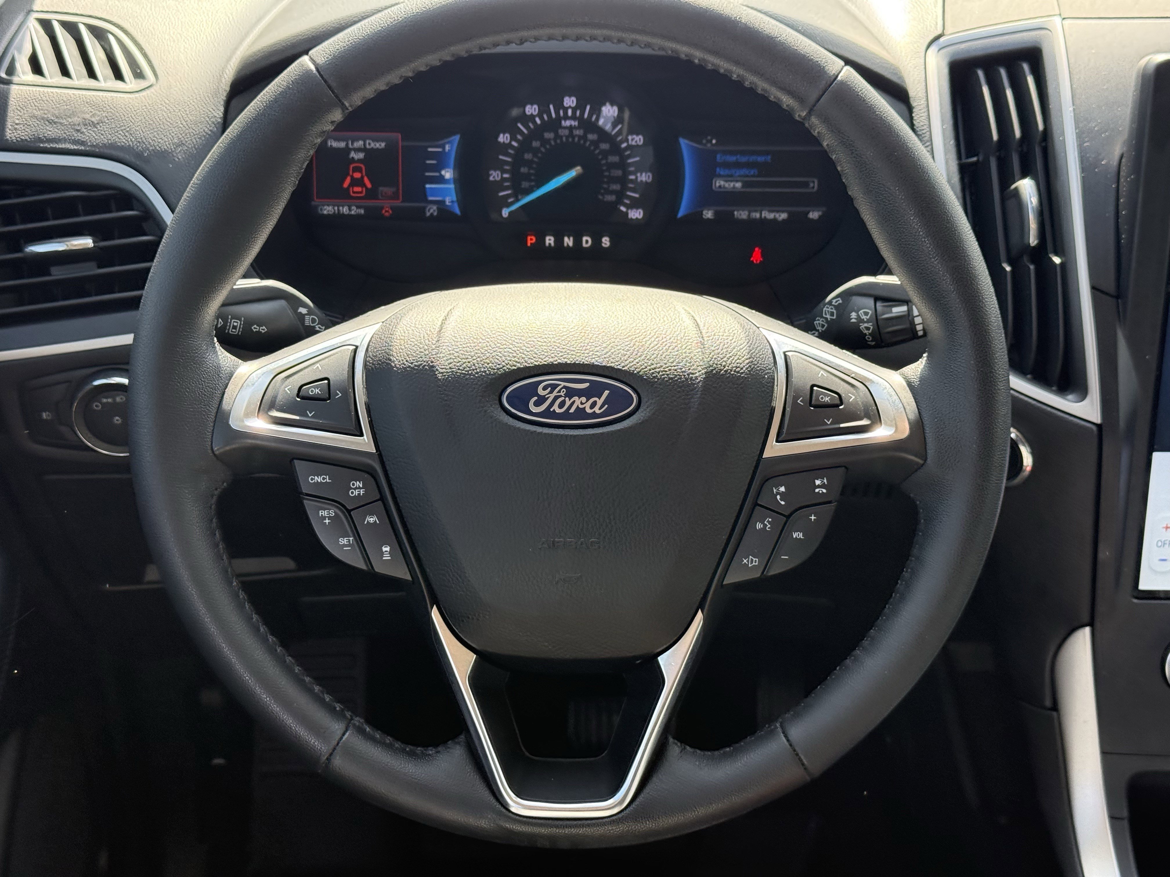 Used 2022 Ford Edge SEL w/ Convenience Package image 16